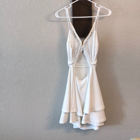 Dress - Picture 4 of 6